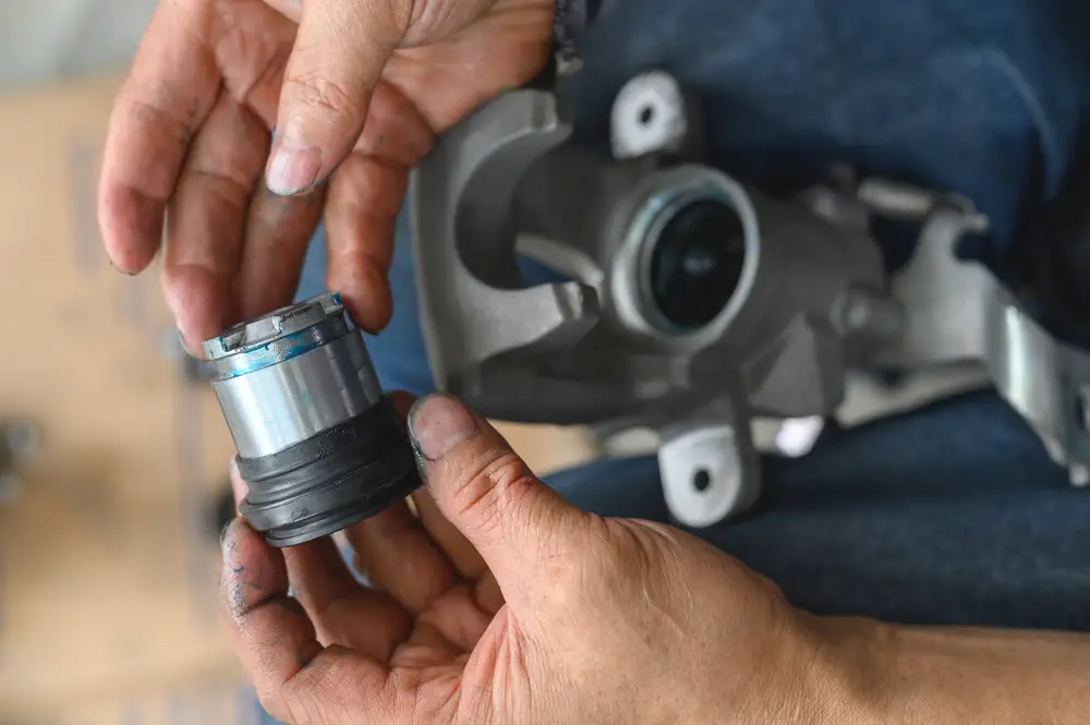 How To Lubricate Brake Caliper Piston